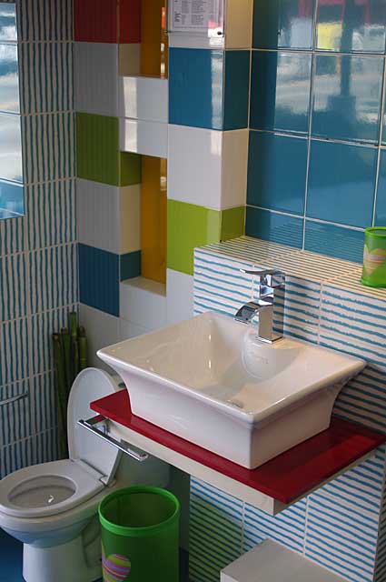 Kids Bathroom Photo Example with vivid colors