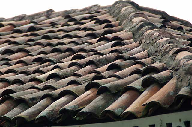 Example image of a typical roof on a very old colonial house